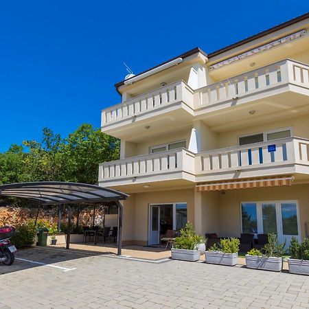 Pupic Dramalj Exterior foto